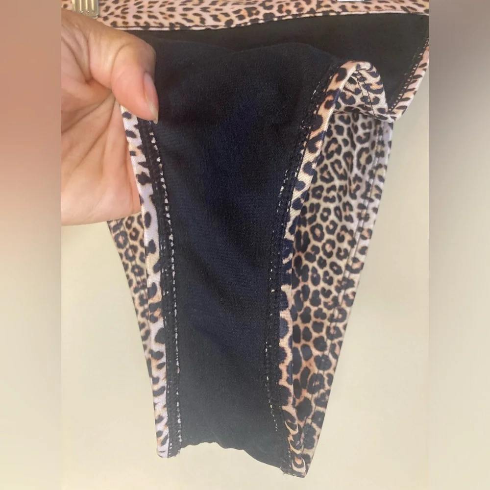 ASOS Leopard print 2-piece Bikini set - Picture 7 of 7